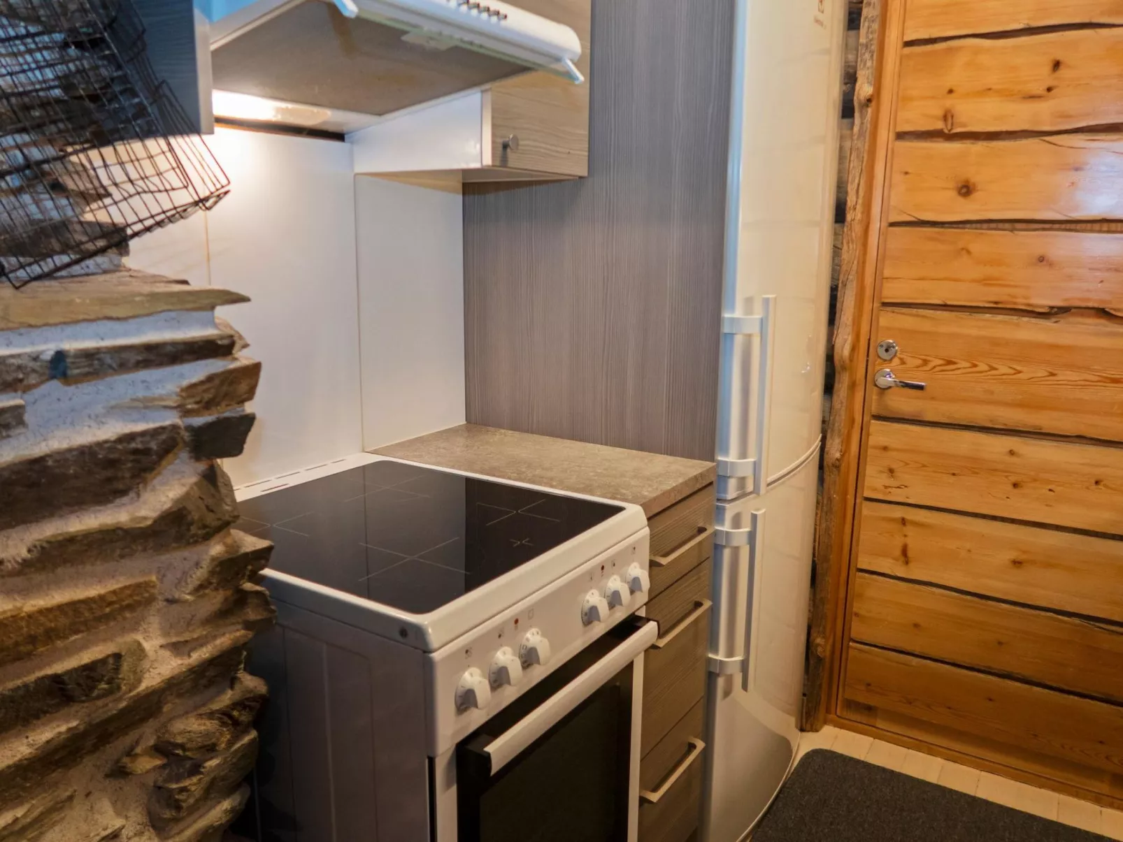 Hakojärven kelomajat 2-Binnen