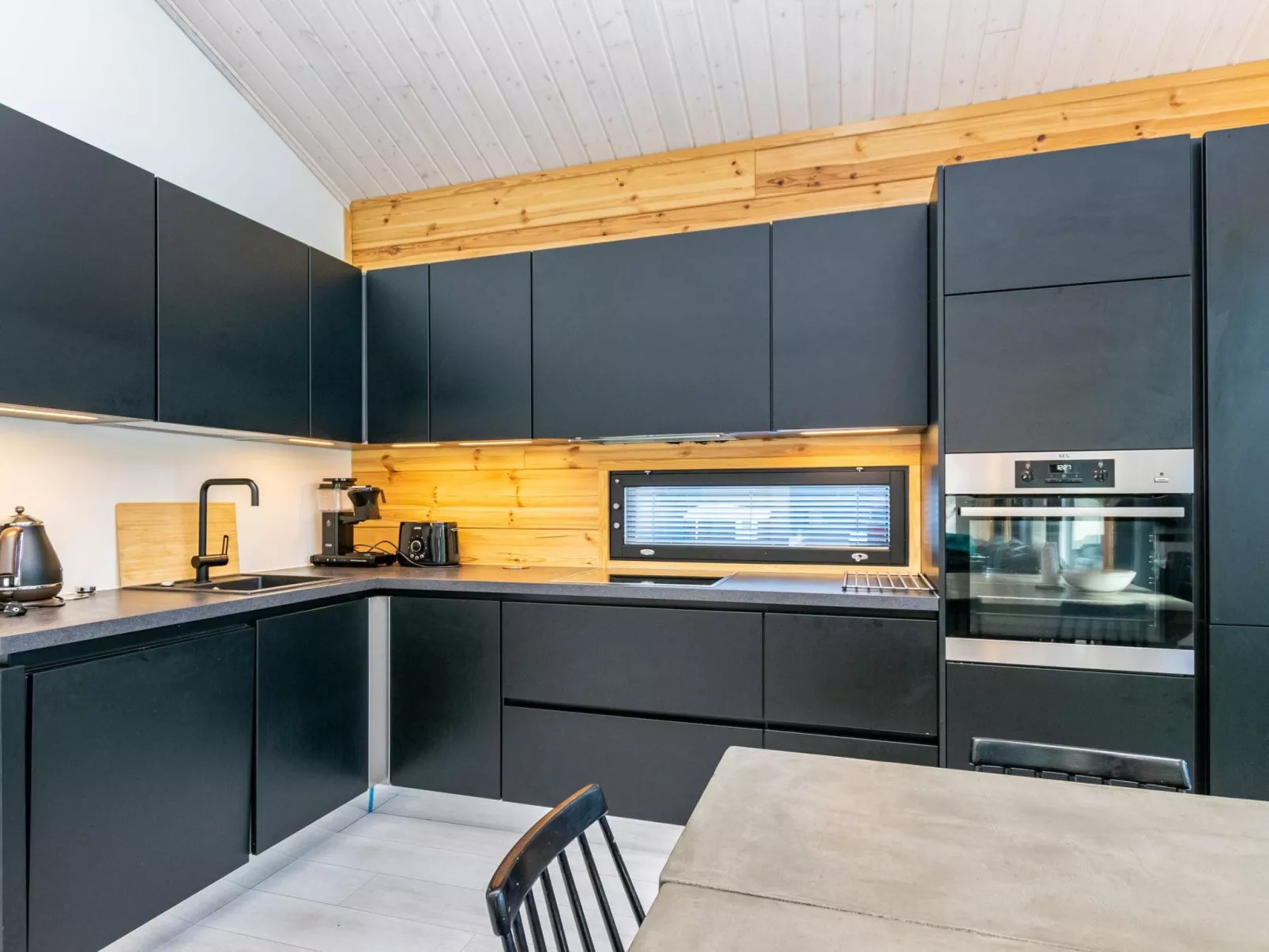 Villa väiski-Binnen