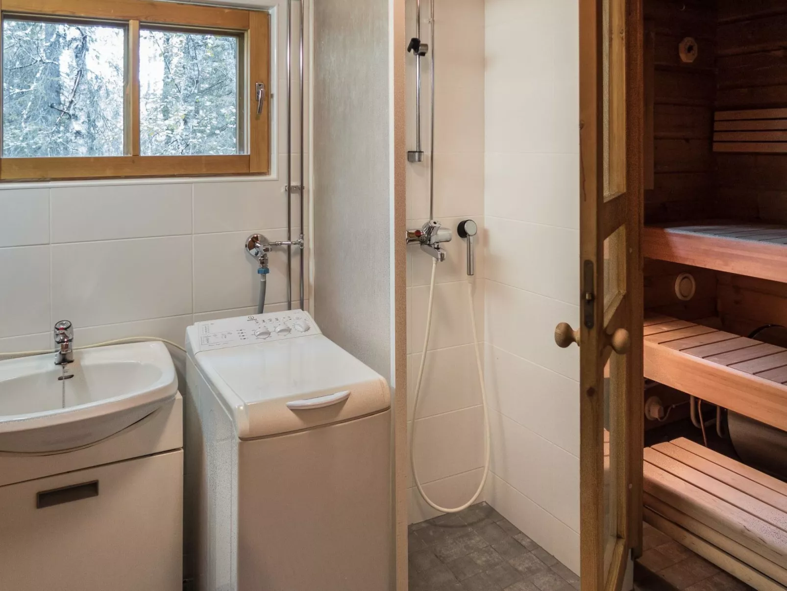 Rukantaika 1a-Binnen