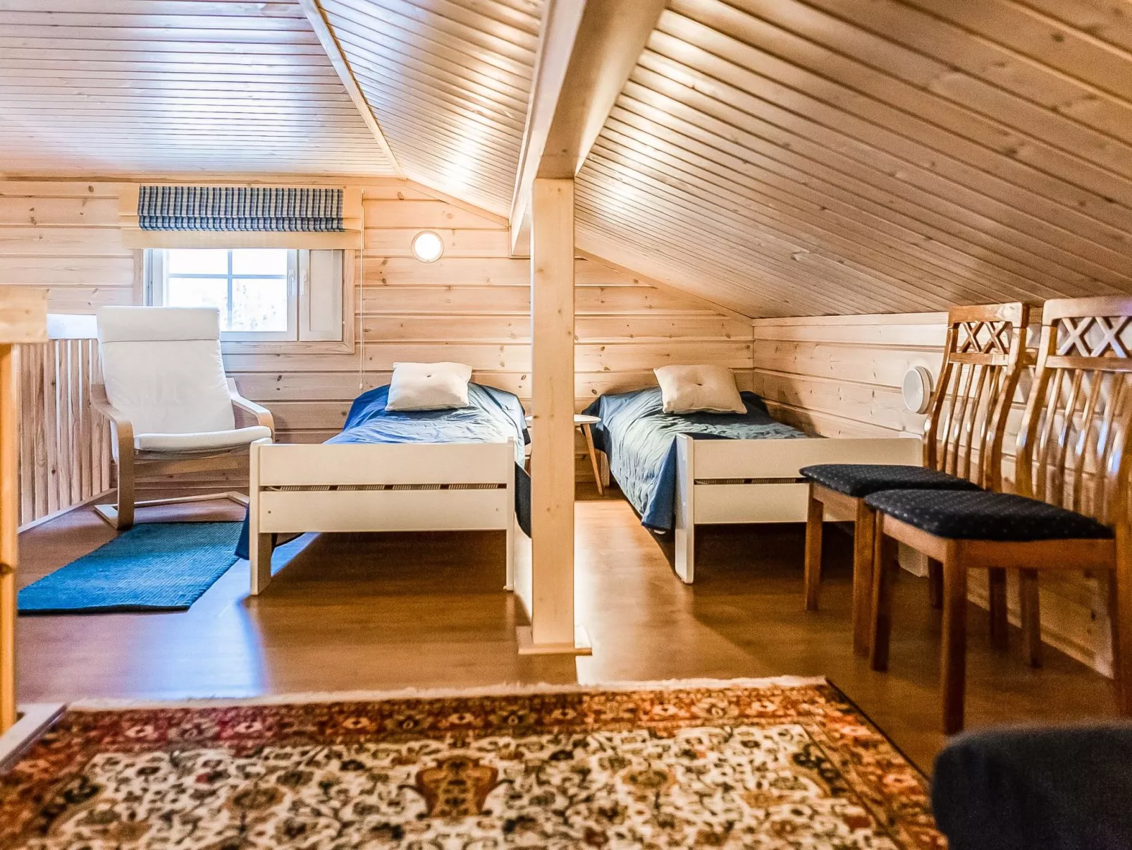 Vuosselinrinne 21a-Binnen