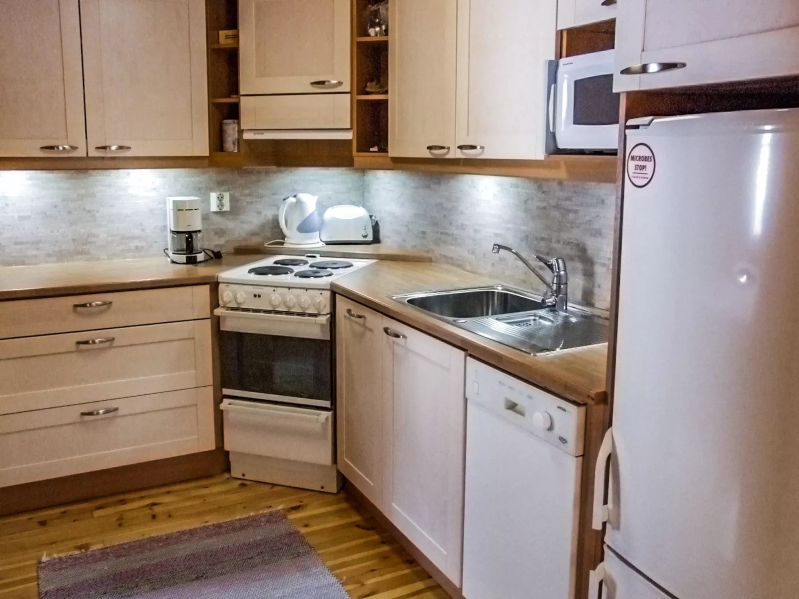 Kujalan lomat 1-Binnen