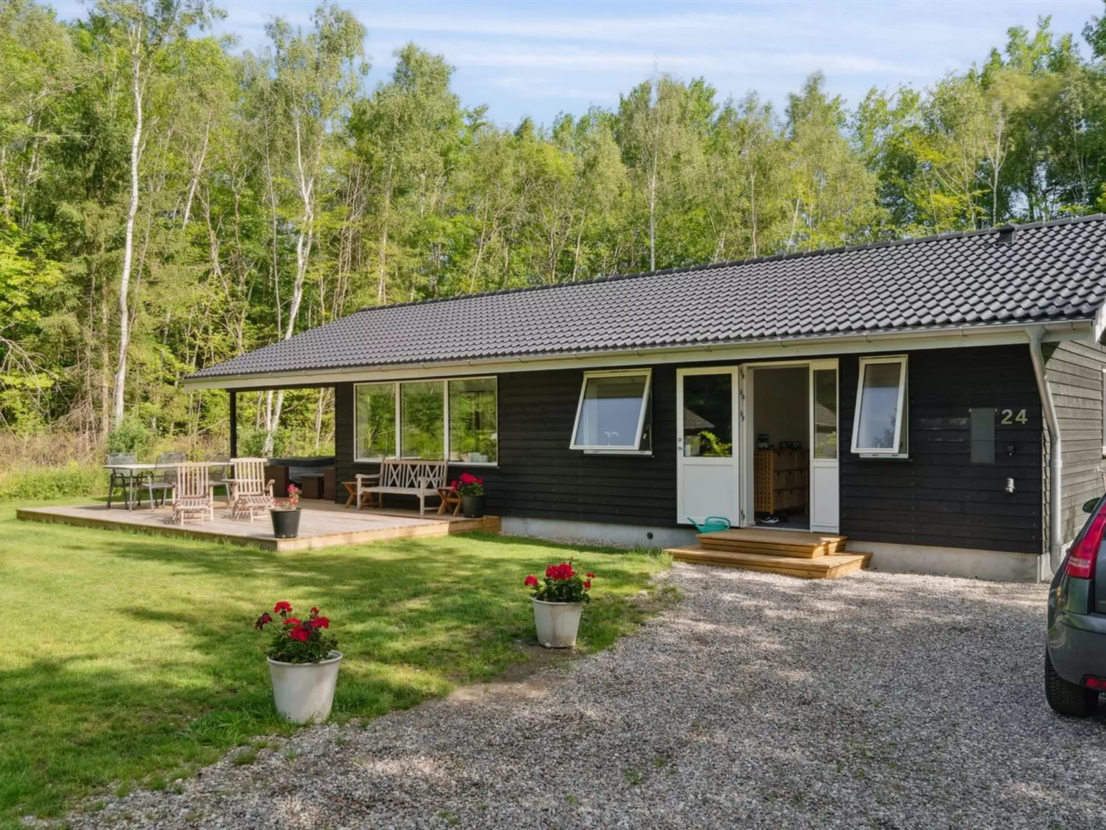 "Hotherus" -  from the sea-Buiten