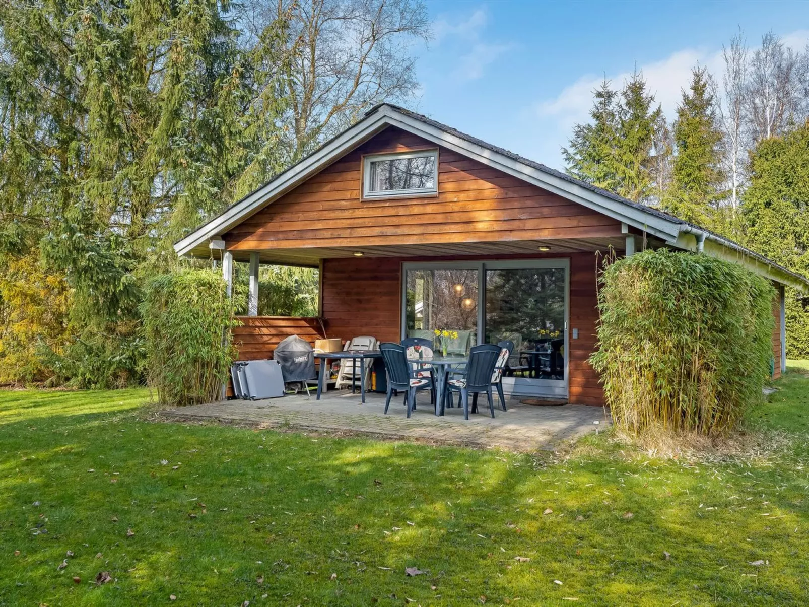 "Franzisca" - 200m to the fjord-Buiten