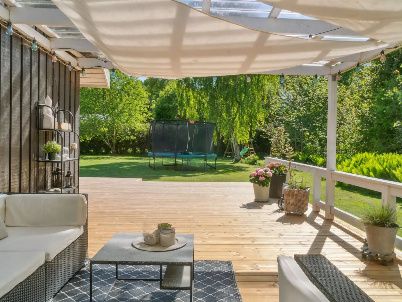 "Veljan" - 1.2km from the sea-Buiten