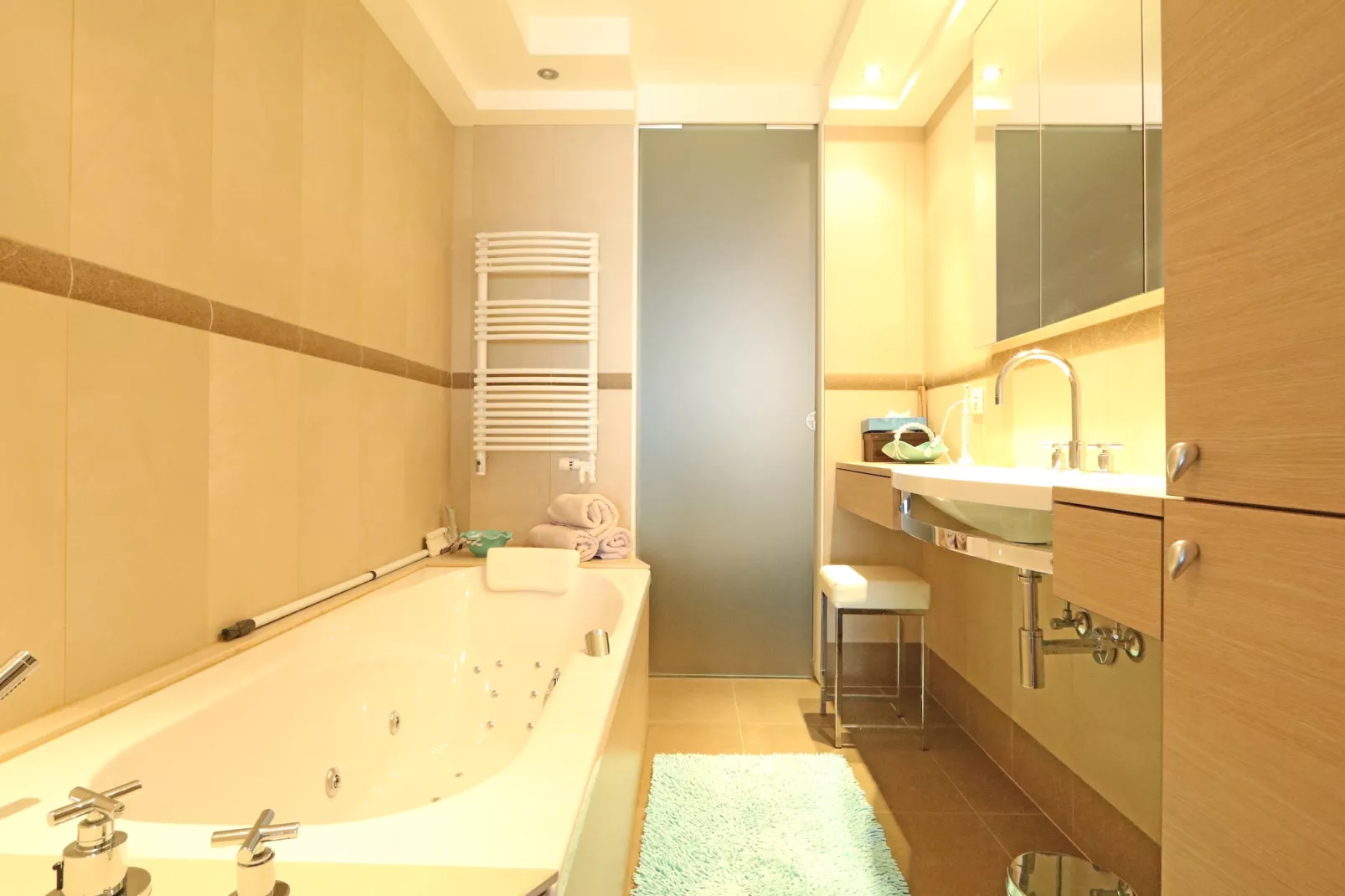 EXCELSIOR 54  Stpl-Badkamer