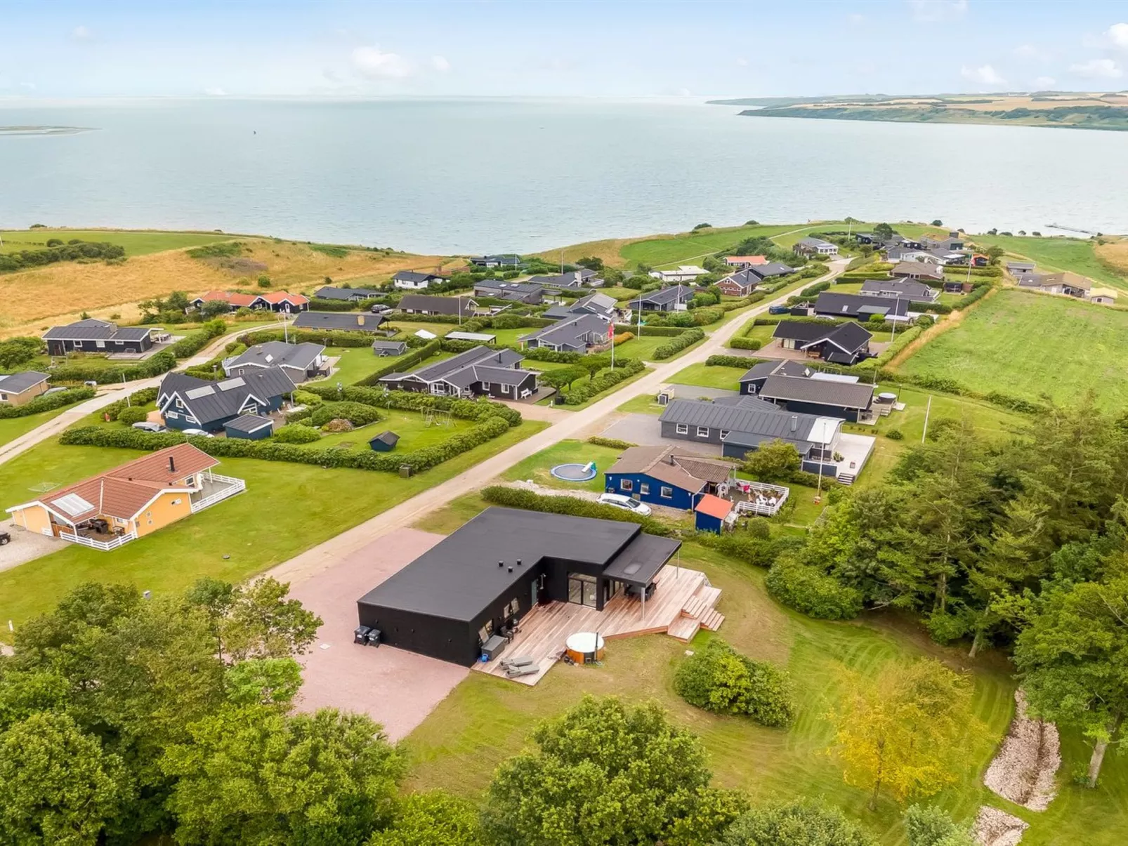 "Stjerne" - 300m to the fjord-Buiten