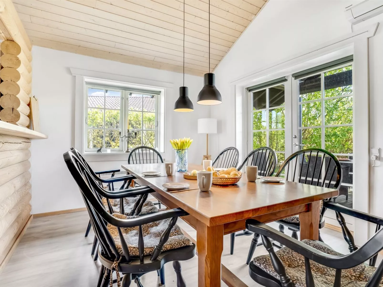 "Edzard" - 900m from the sea-Binnen