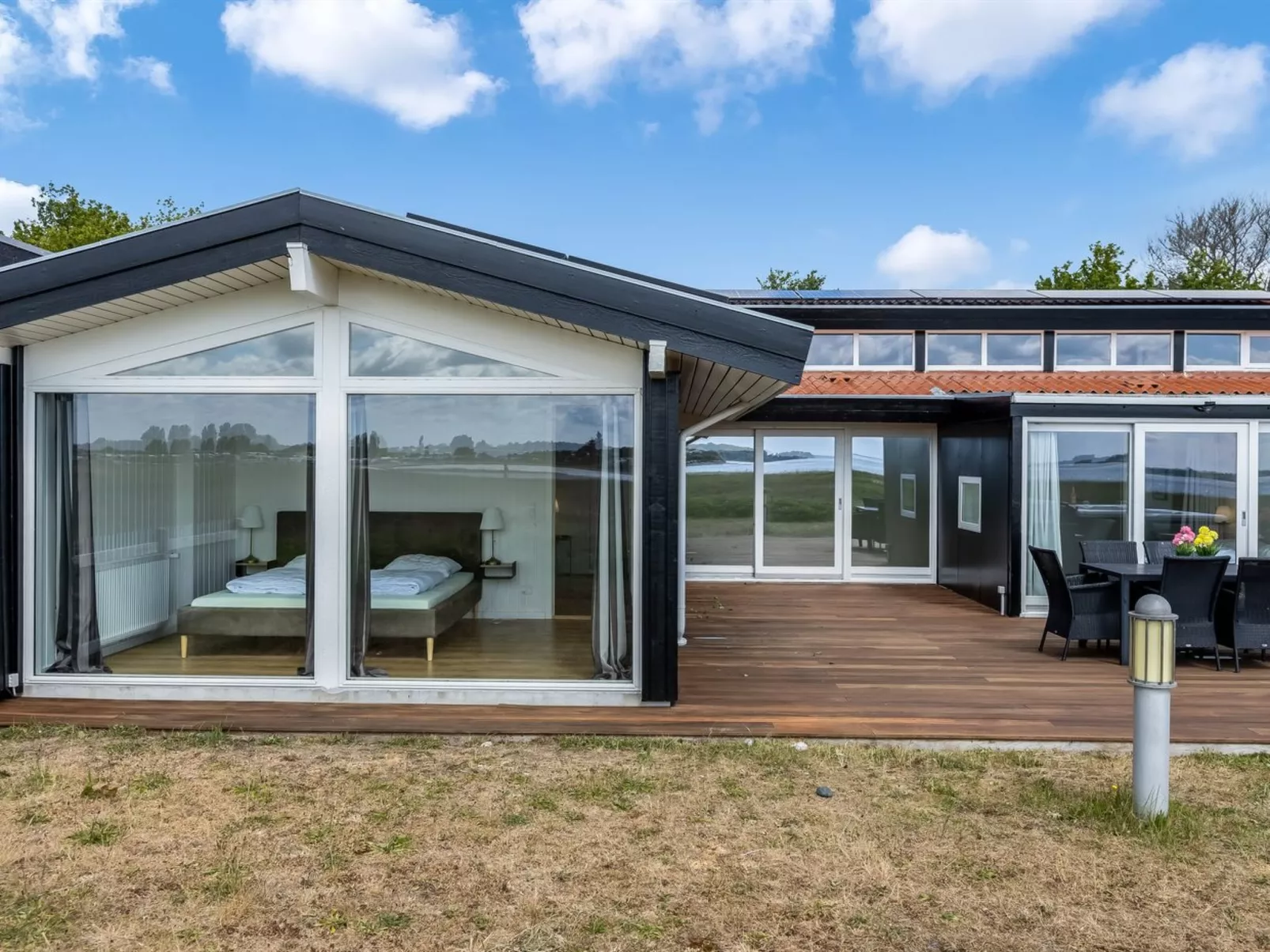 "Xaverius" - 30m from the sea-Buiten