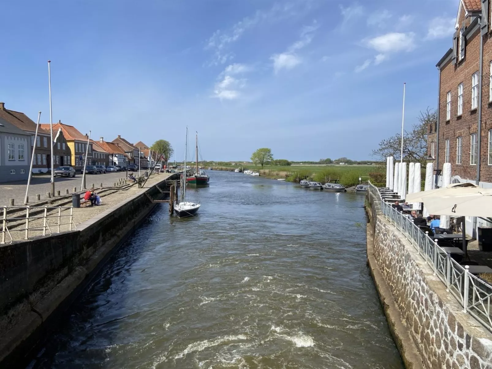 &quot;Constance&quot; - 23km from the sea-Buiten