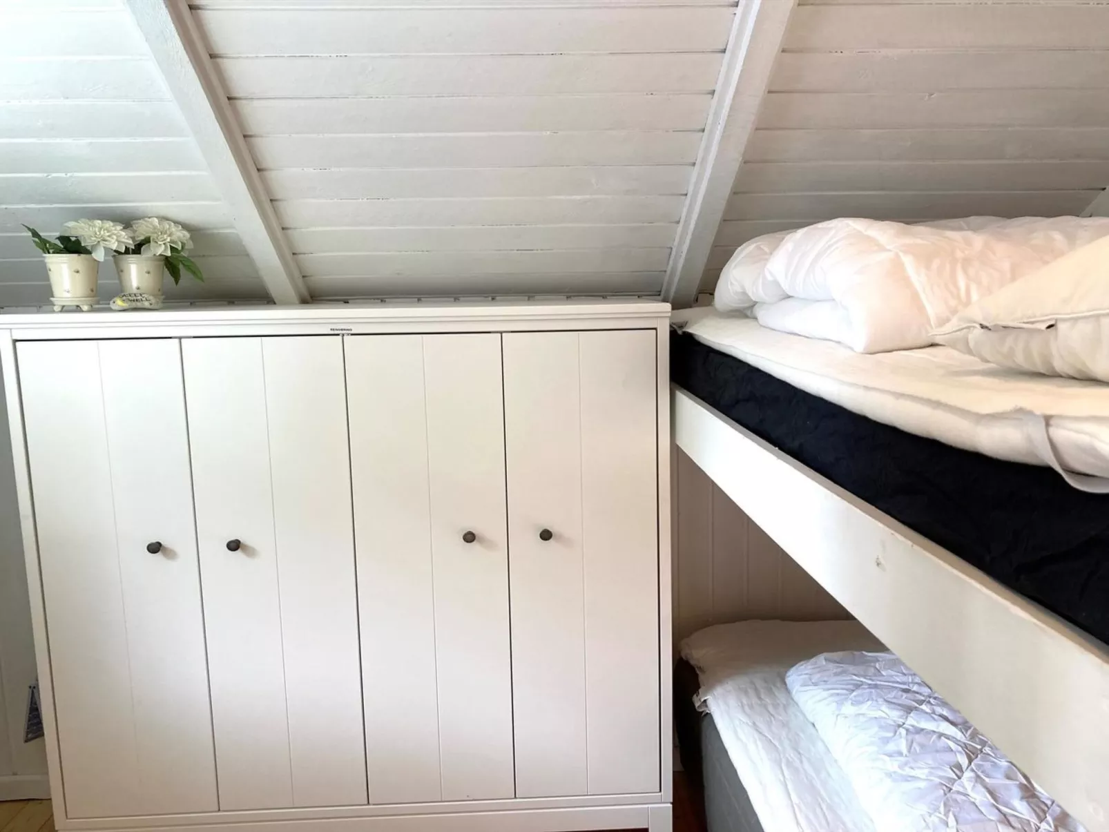 "Lovis" - 570m from the sea-Binnen