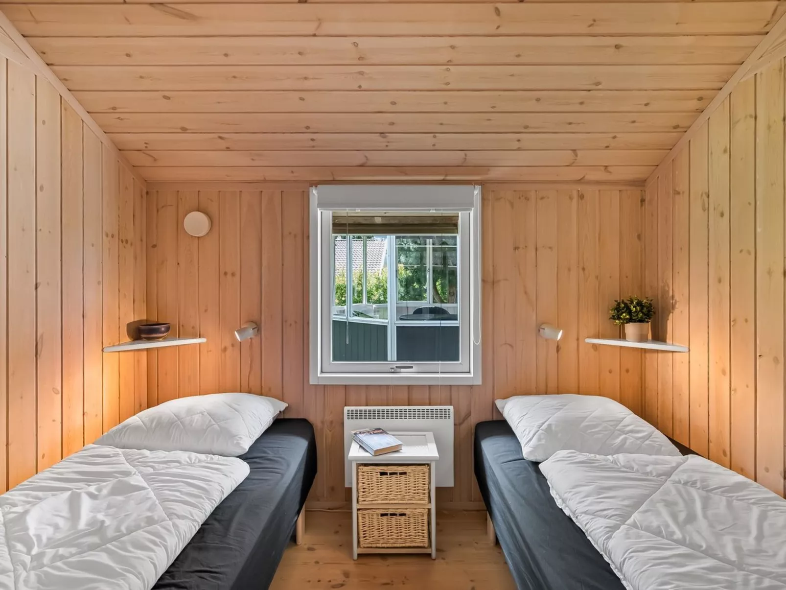 "Leeve" - 1.3km from the sea-Binnen