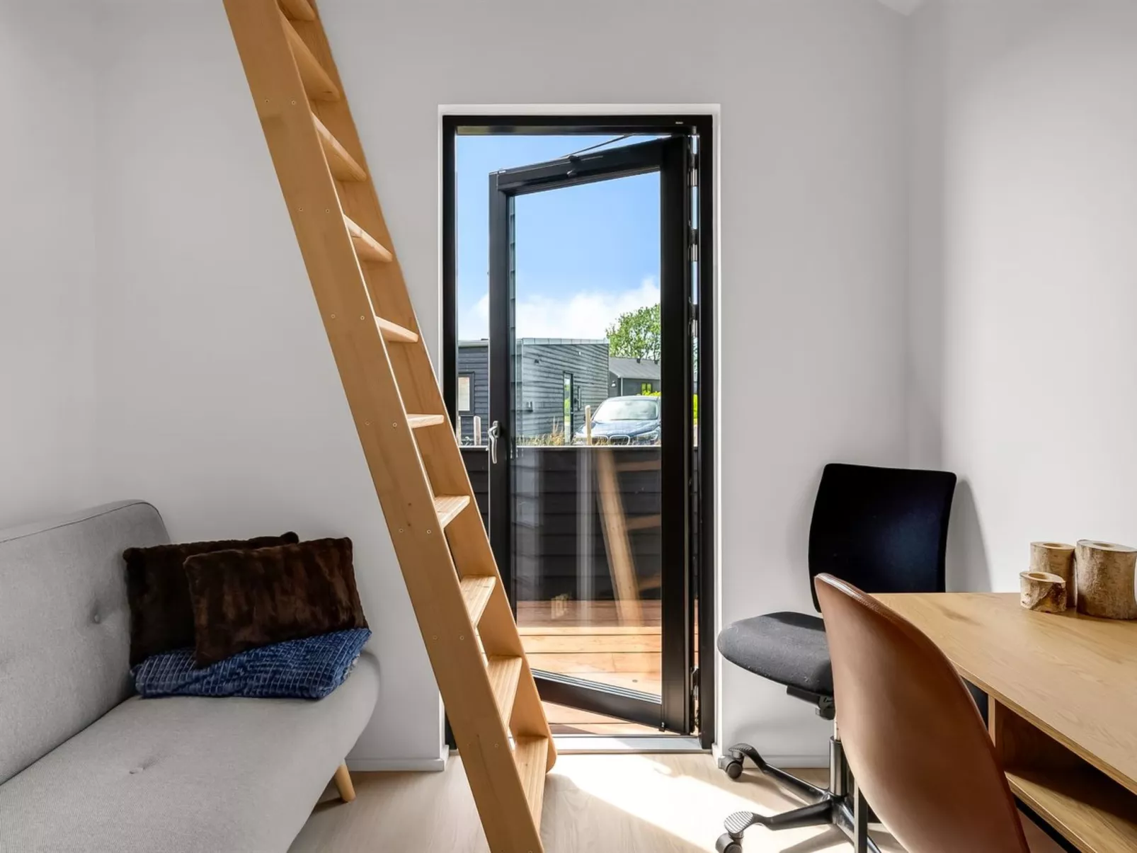 "Merve" - 250m from the sea-Binnen