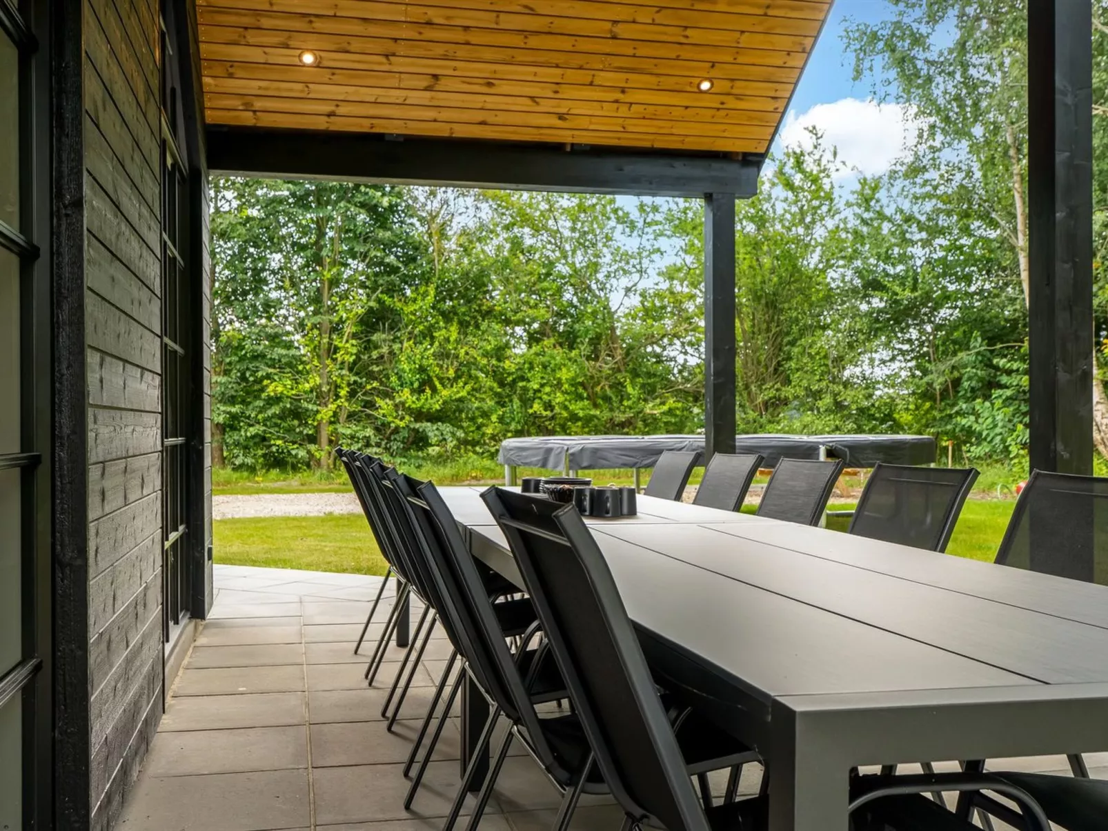 "Osa" -  from the sea-Buiten