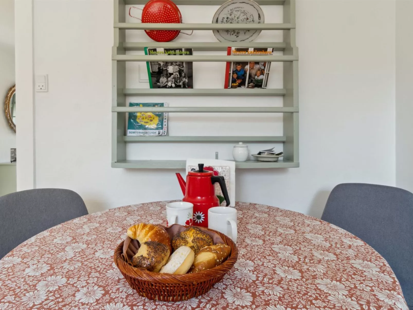 "Keld" - 350m from the sea-Binnen