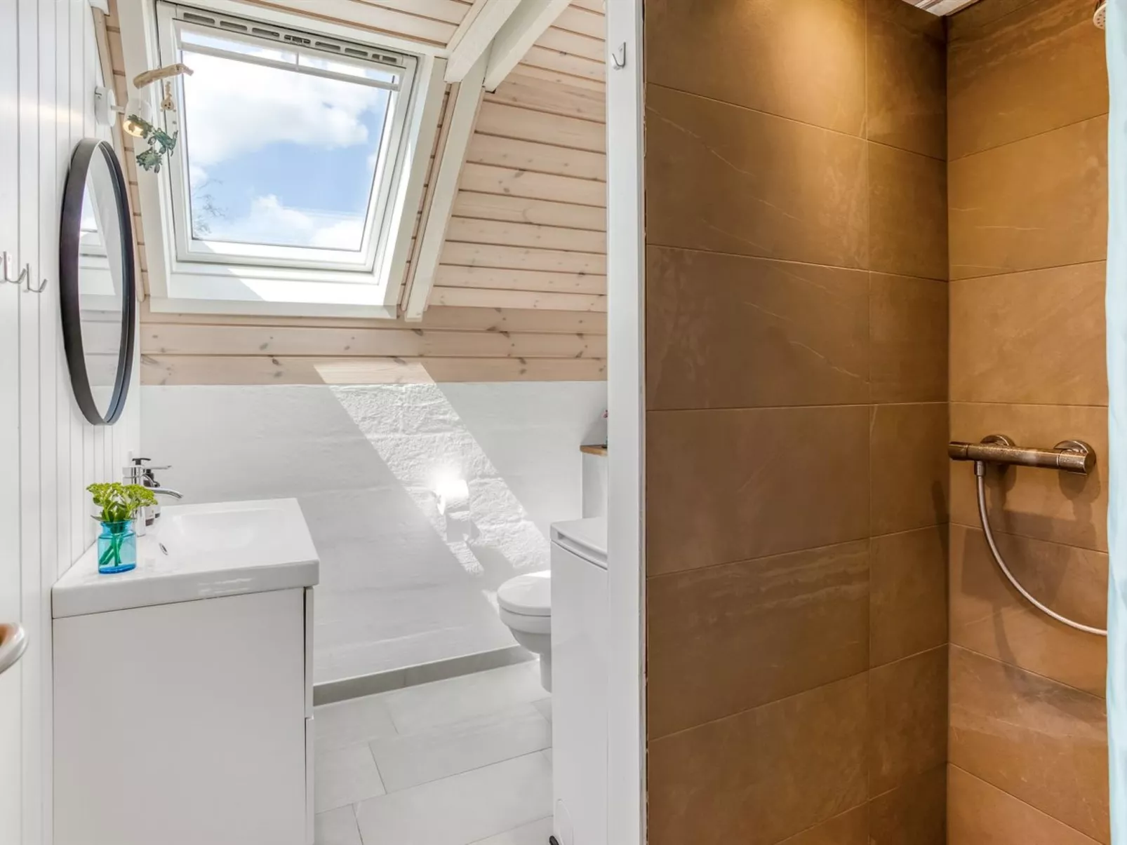 "Frodde" - 200m from the sea-Binnen