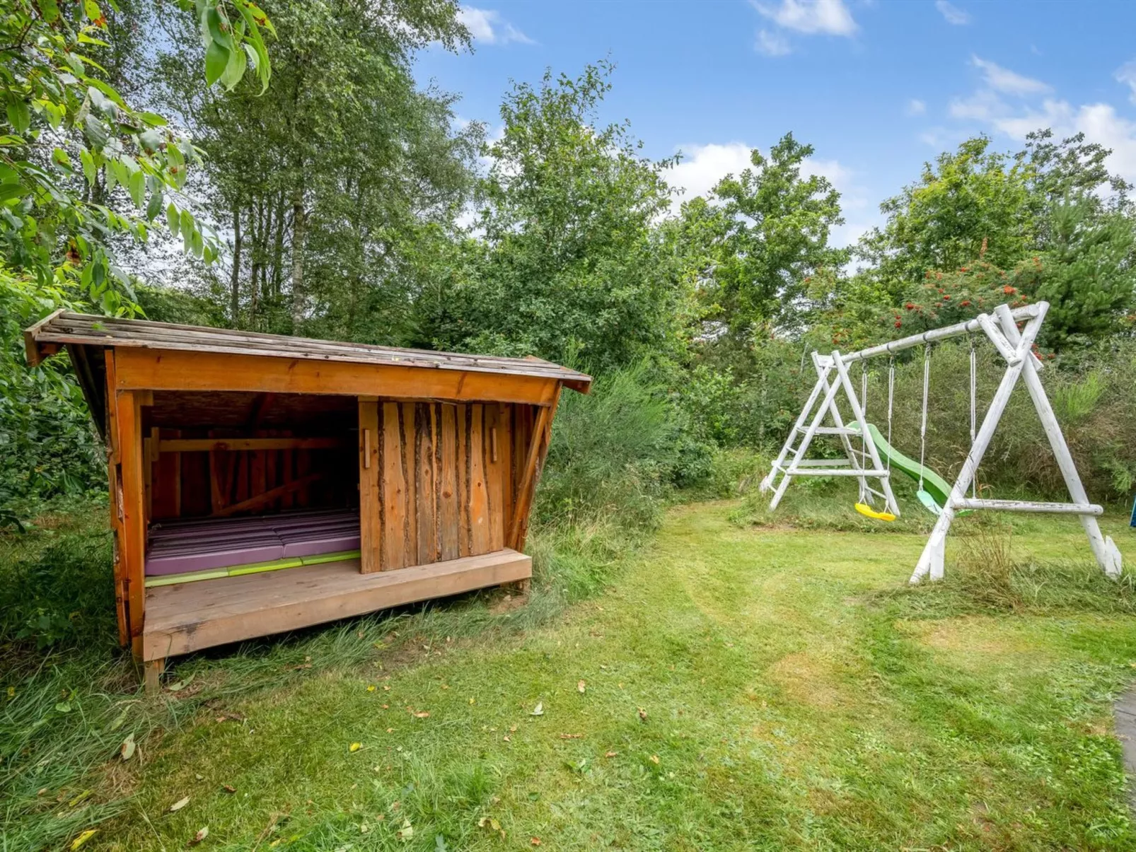 "Sami" - 600m to the fjord-Buiten