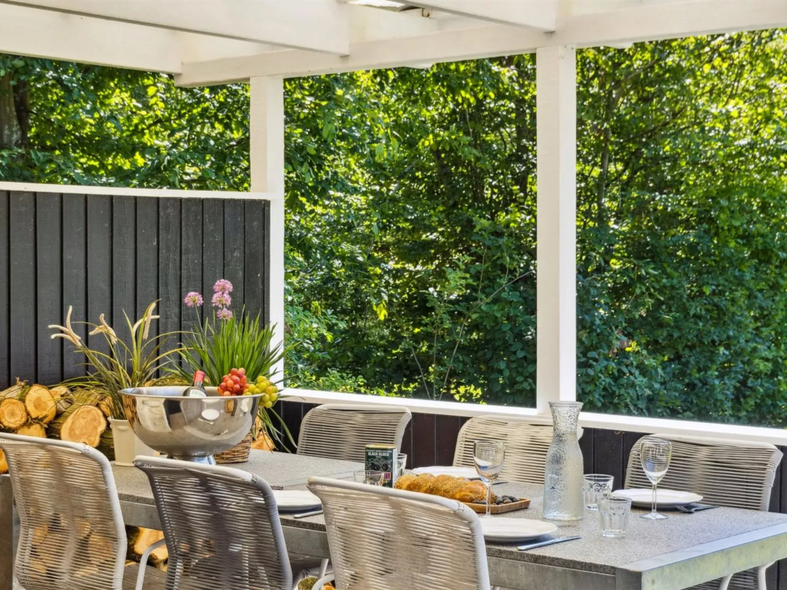 "Guthfrith" - 1.4km from the sea-Buiten