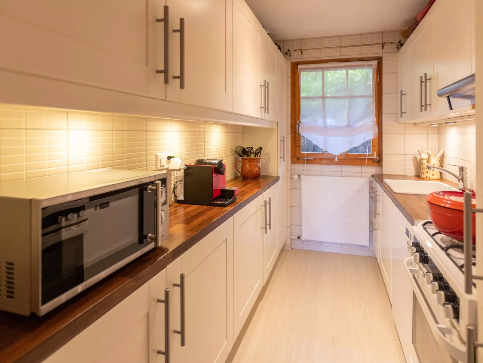 Les Hespérides 2-Binnen