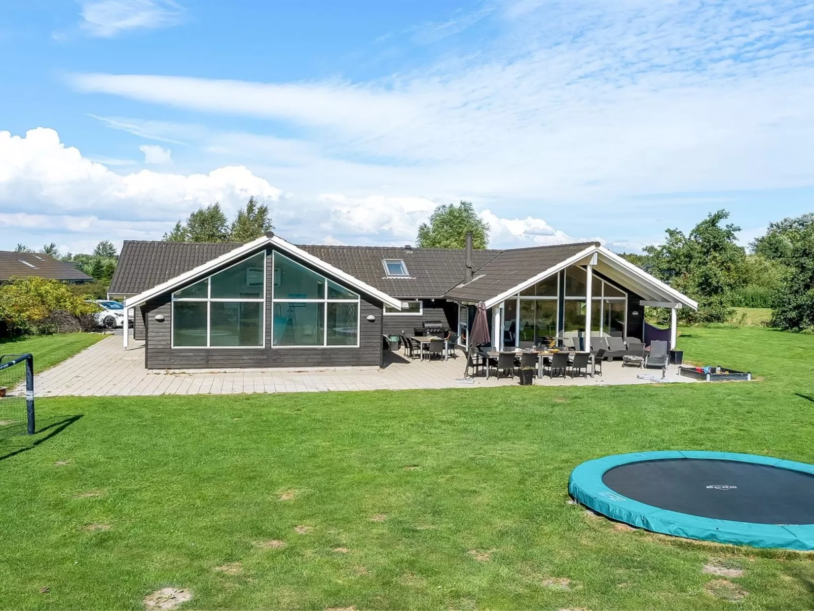 "Jurgis" - 900m from the sea-Buiten