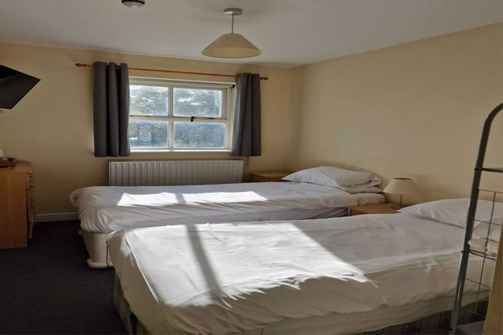 Standard Twin Room-Slaapkamer