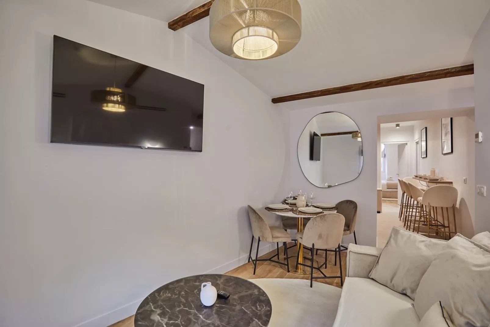 BELLEVILLE 1 NEW-Niet-getagd