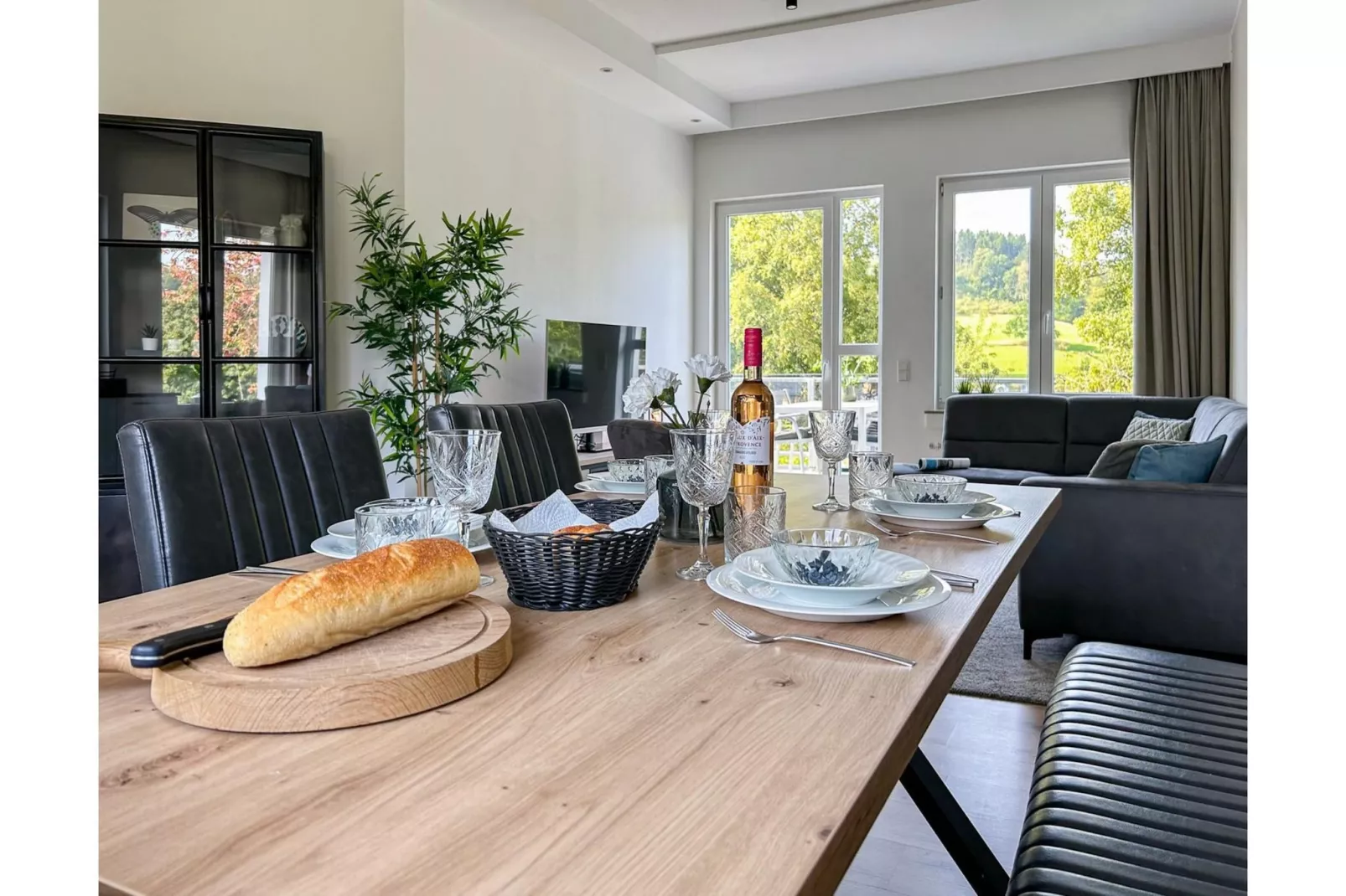 Residenz Zuschen A-Eetkamer