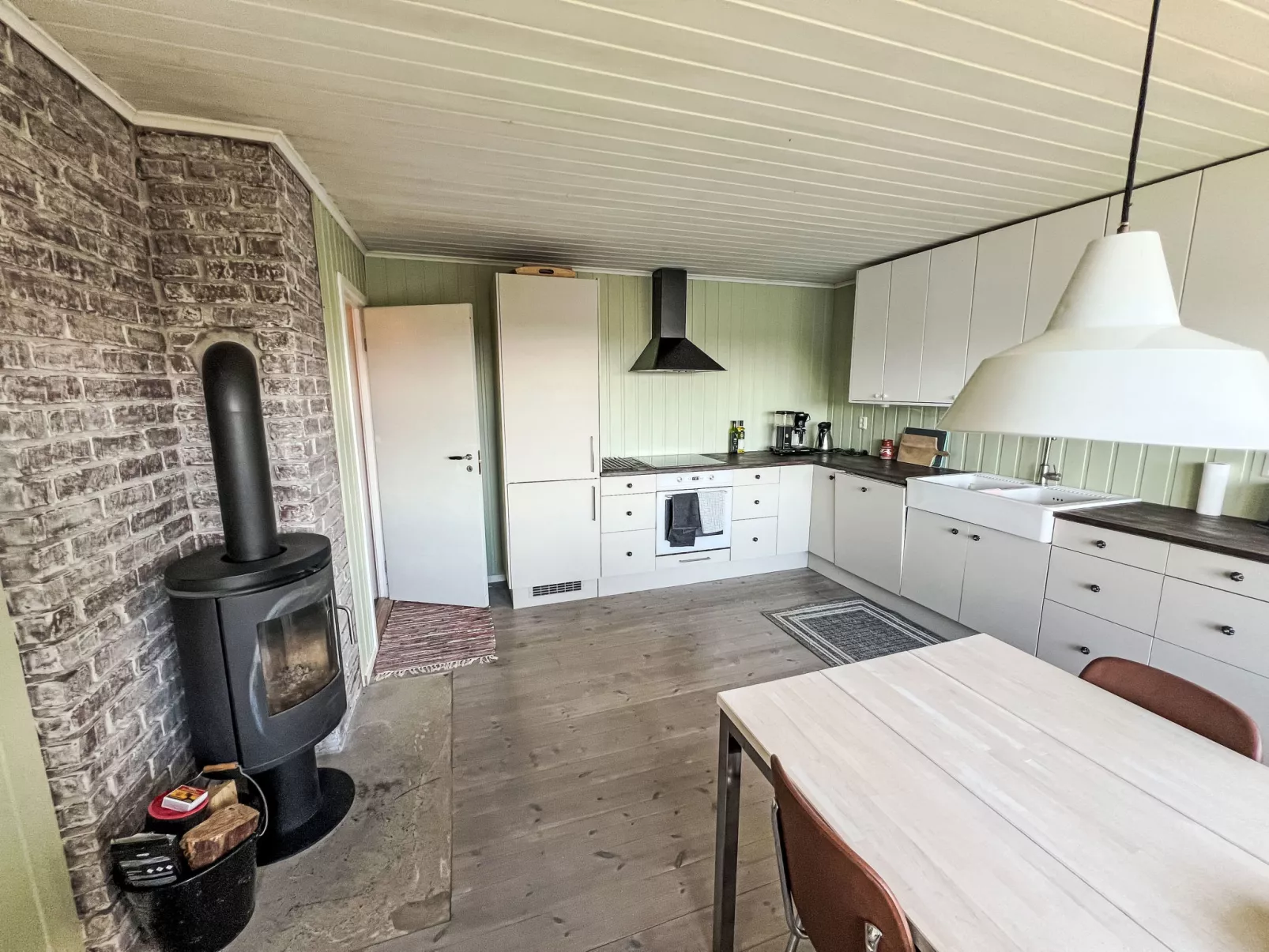 Lauvlid Cottage-Binnen