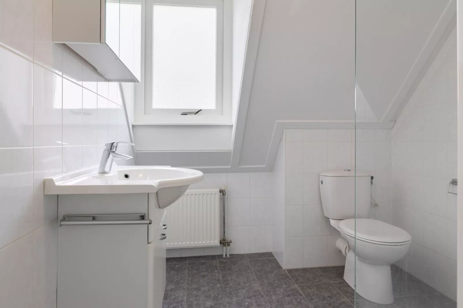 Aquadelta 43-Badkamer