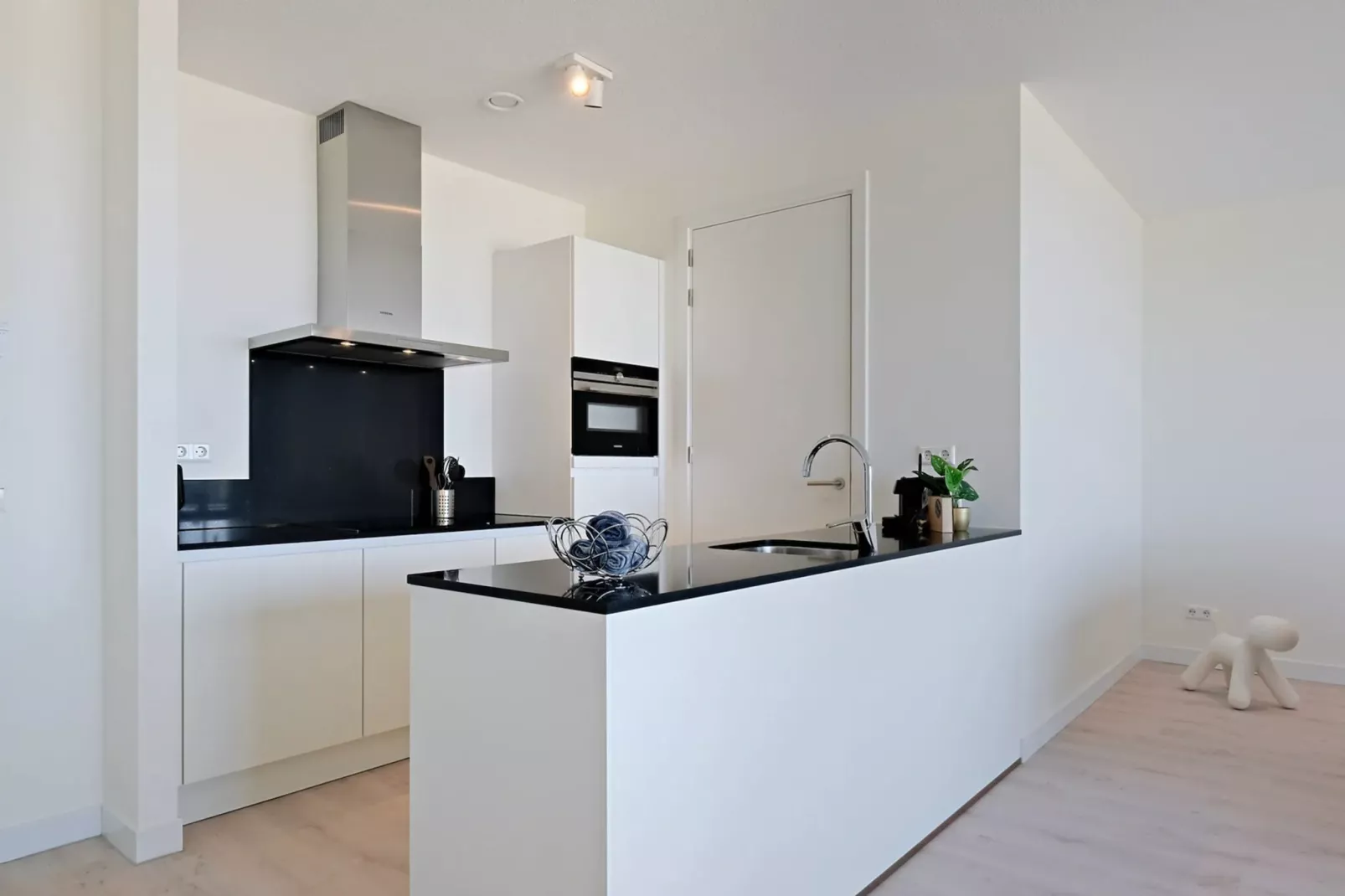Breskens Apartments & Penthouses 2 - Buitenkant zomer