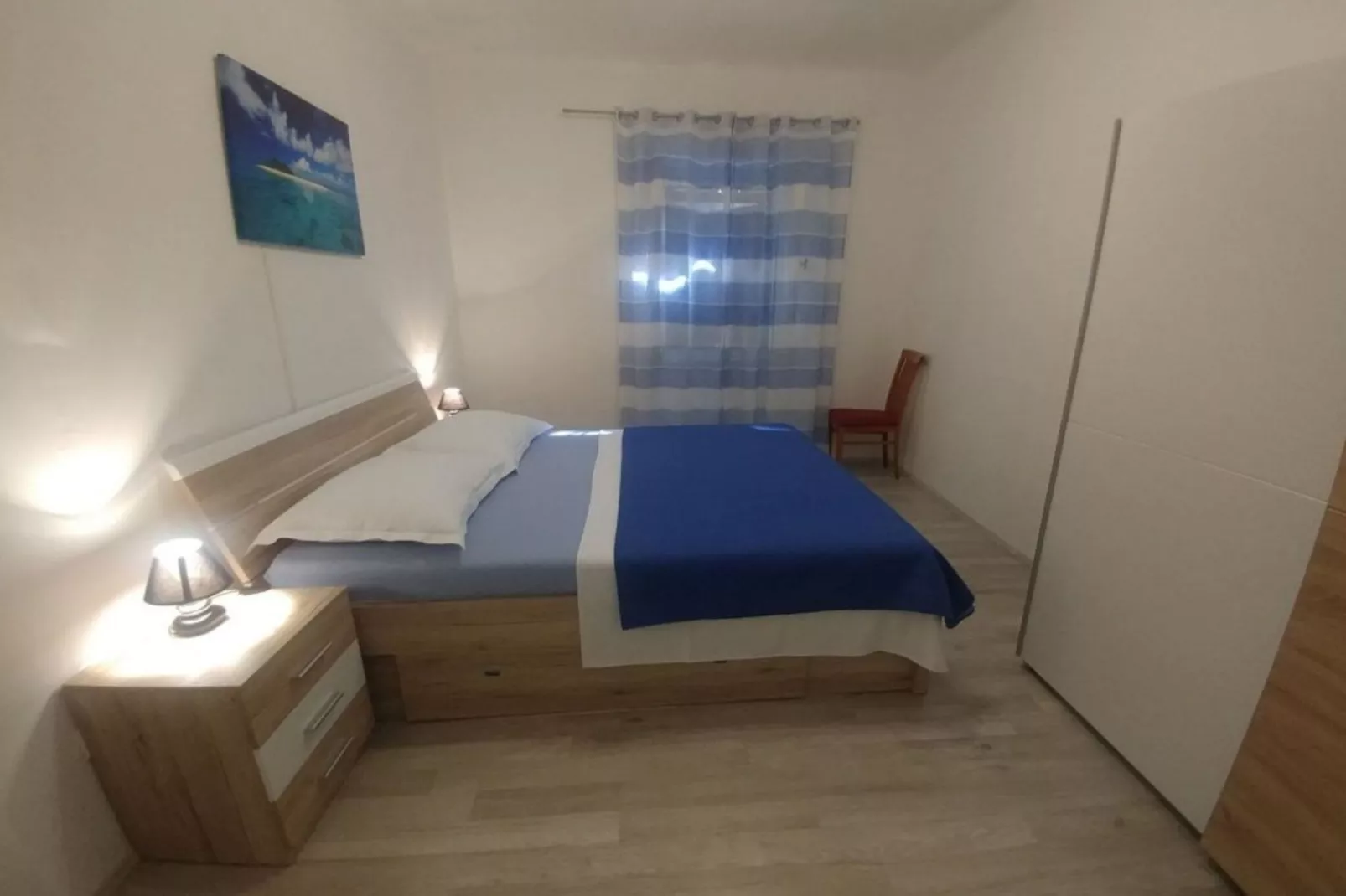 Four Bedroom Holiday Home With Terrace & Sea View-Slaapkamer