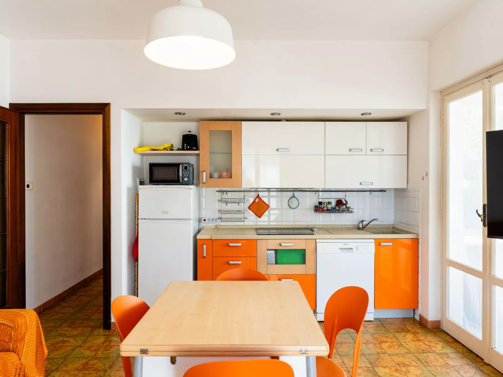 Due passi dal mare-Binnen