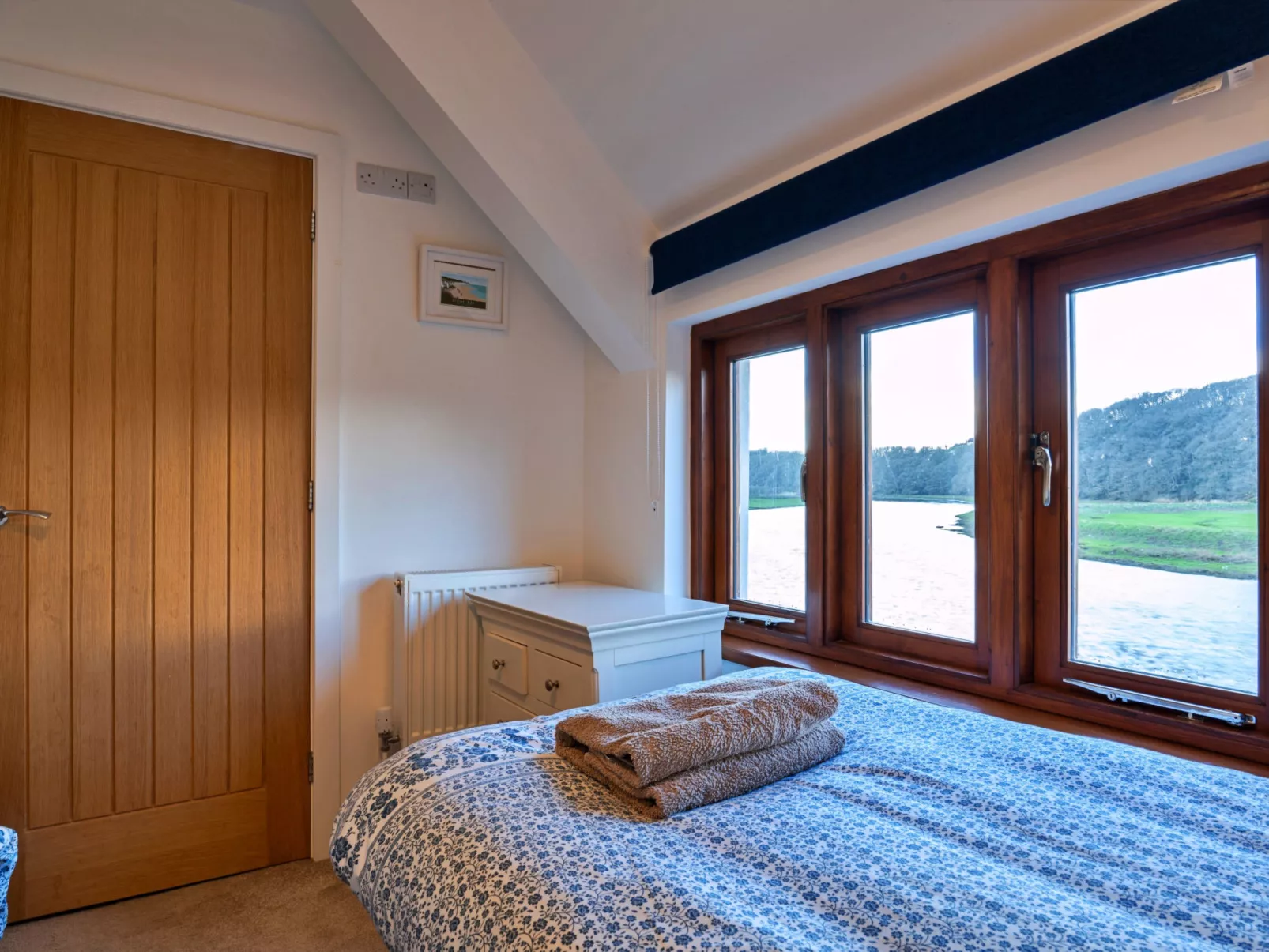 Lower Netherdowns-Binnen