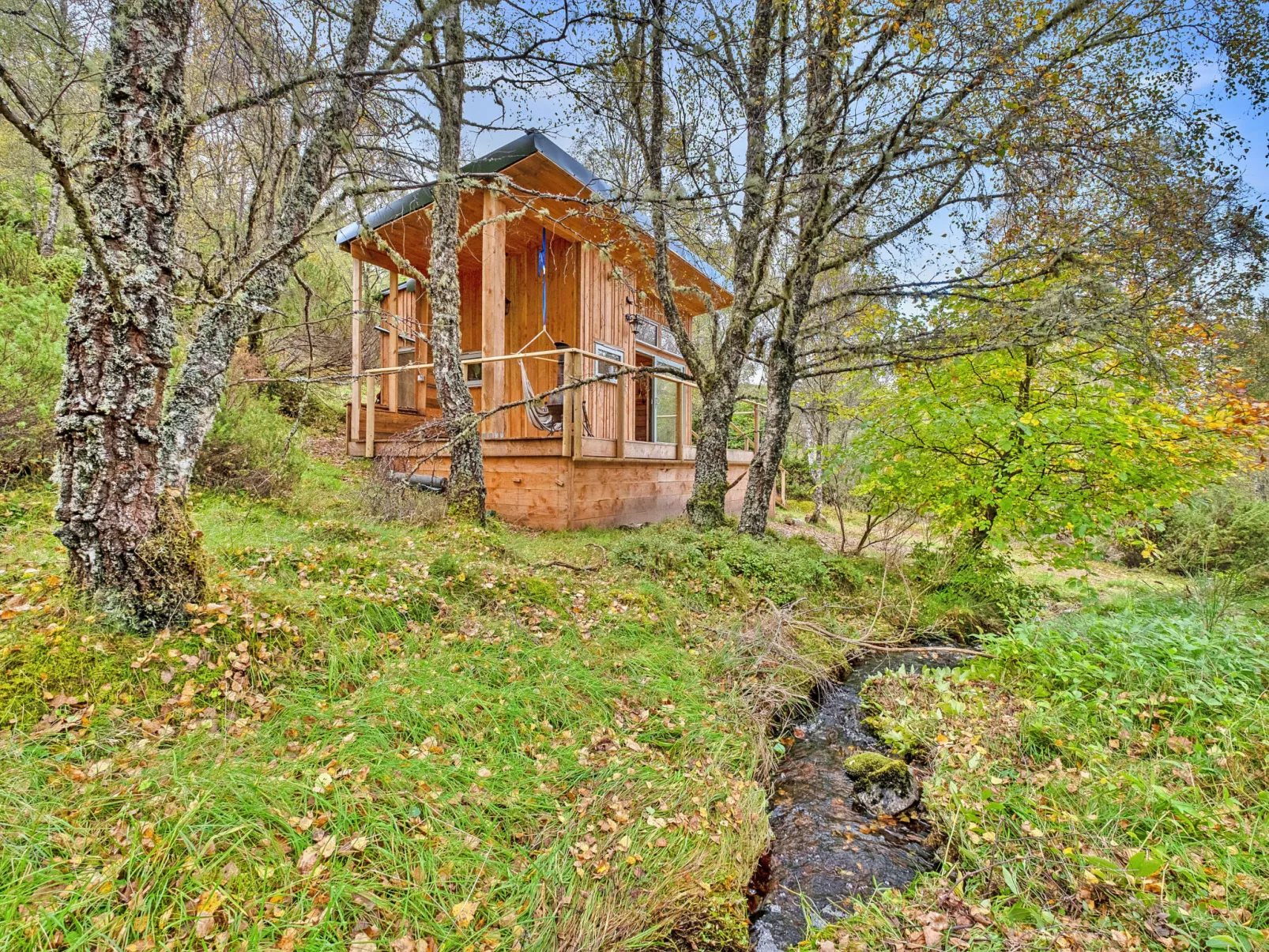 Cosagach Falls Cabin-Buiten