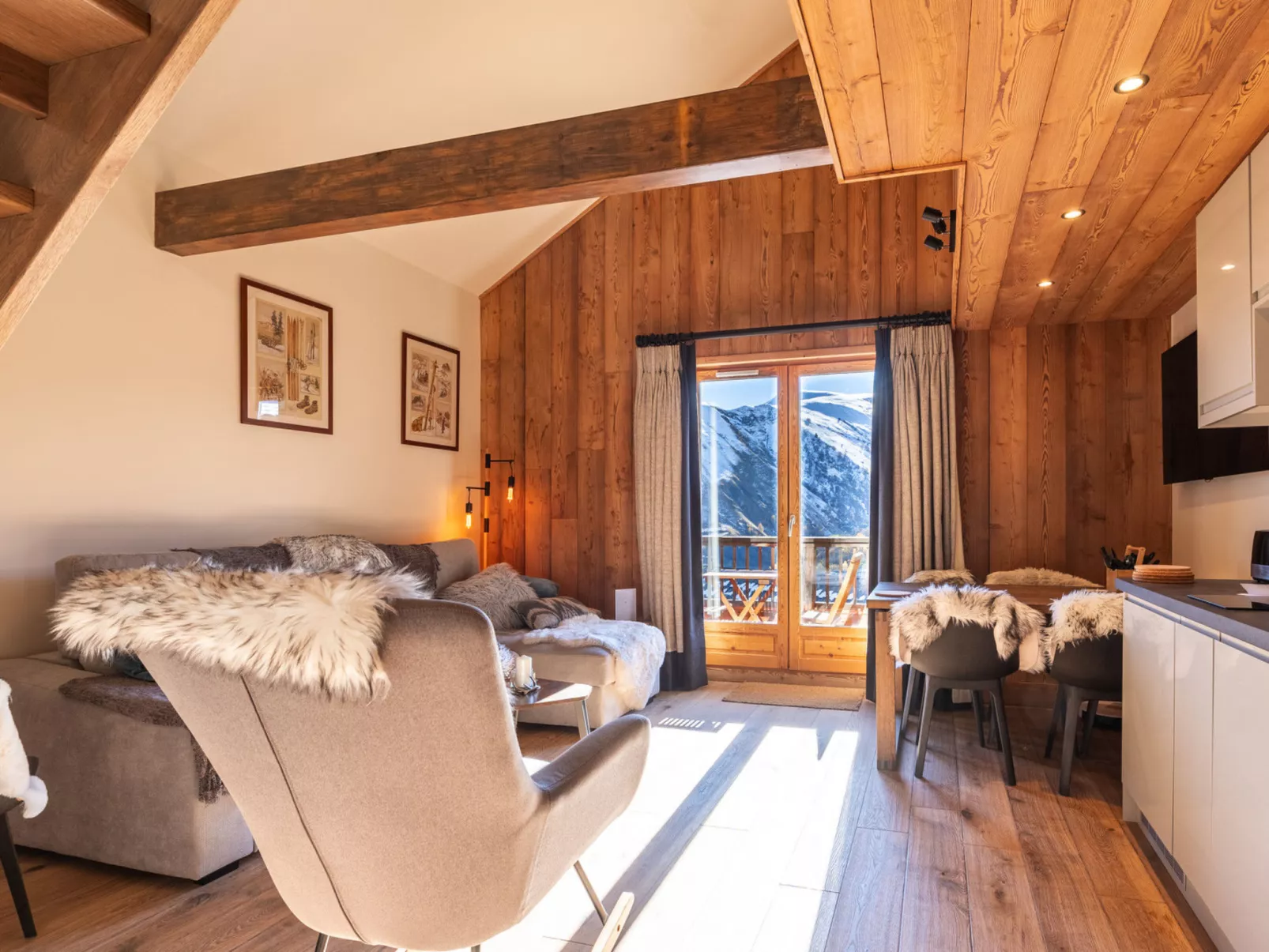 Les Bouquetins-Binnen