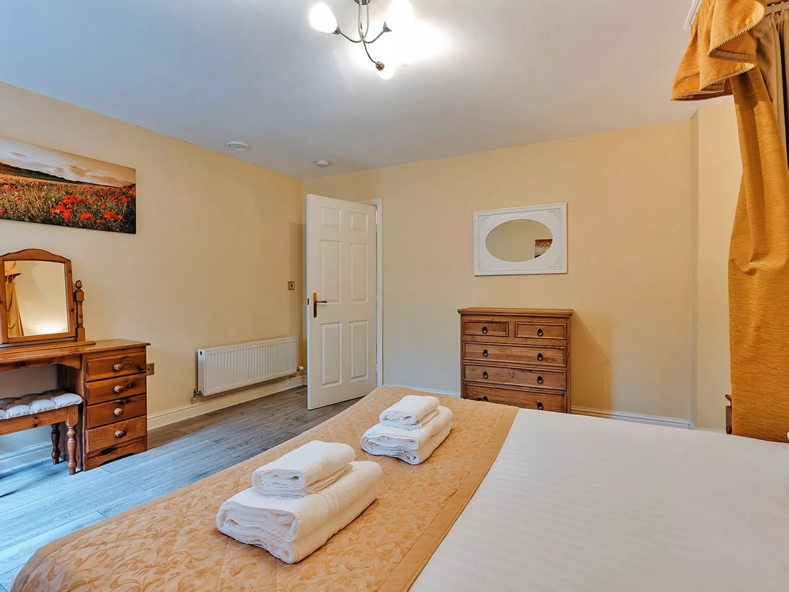 Netley Hall - Peach Tree-Binnen