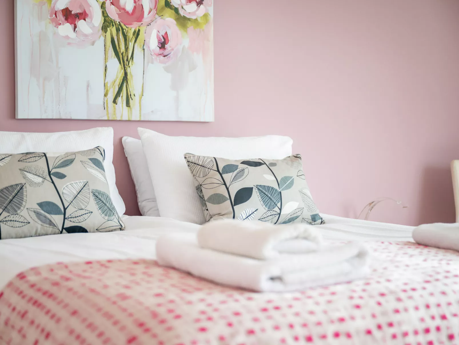 The Penthouse at 611 Westgate-Binnen