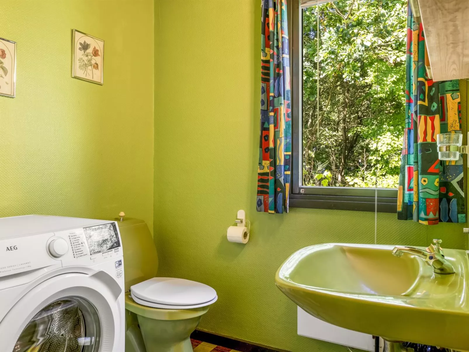 "Aron" - 30km from the sea-Binnen