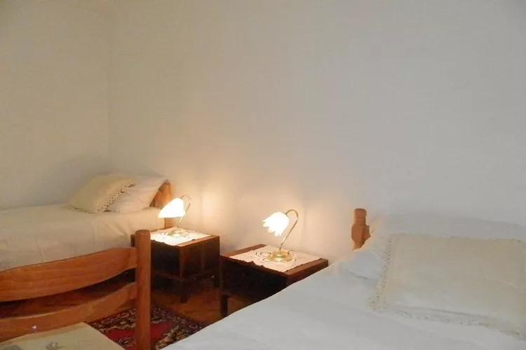 Villa Hortenzia -  One-Bedroom Apartment with Terrace-1 - (A)-Slaapkamer