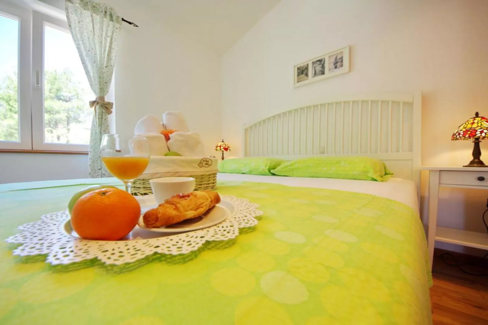 Two-Bedroom Apartment (Lavanda)-Slaapkamer