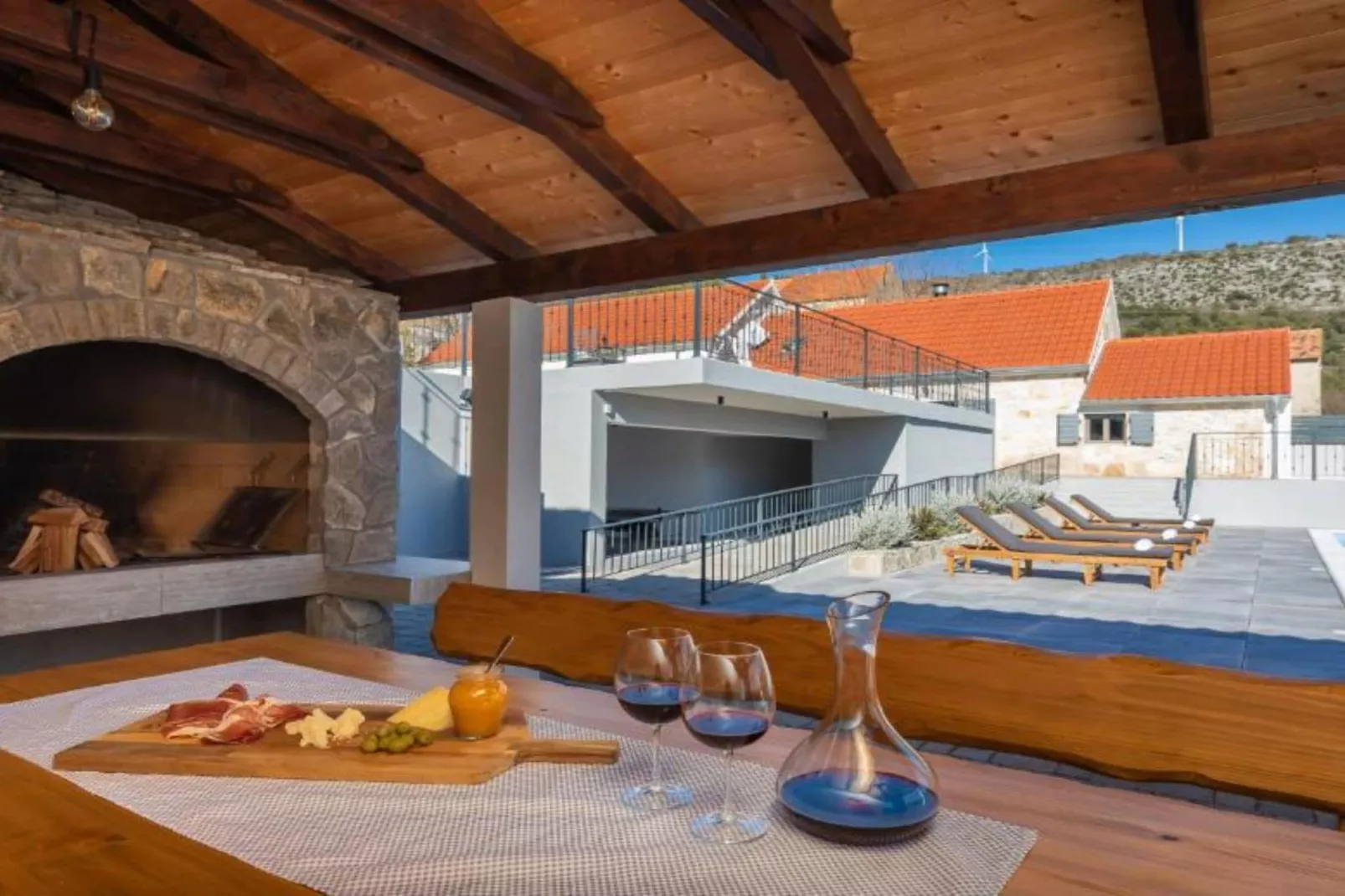 Villa Casa Di Pietra-Eetkamer