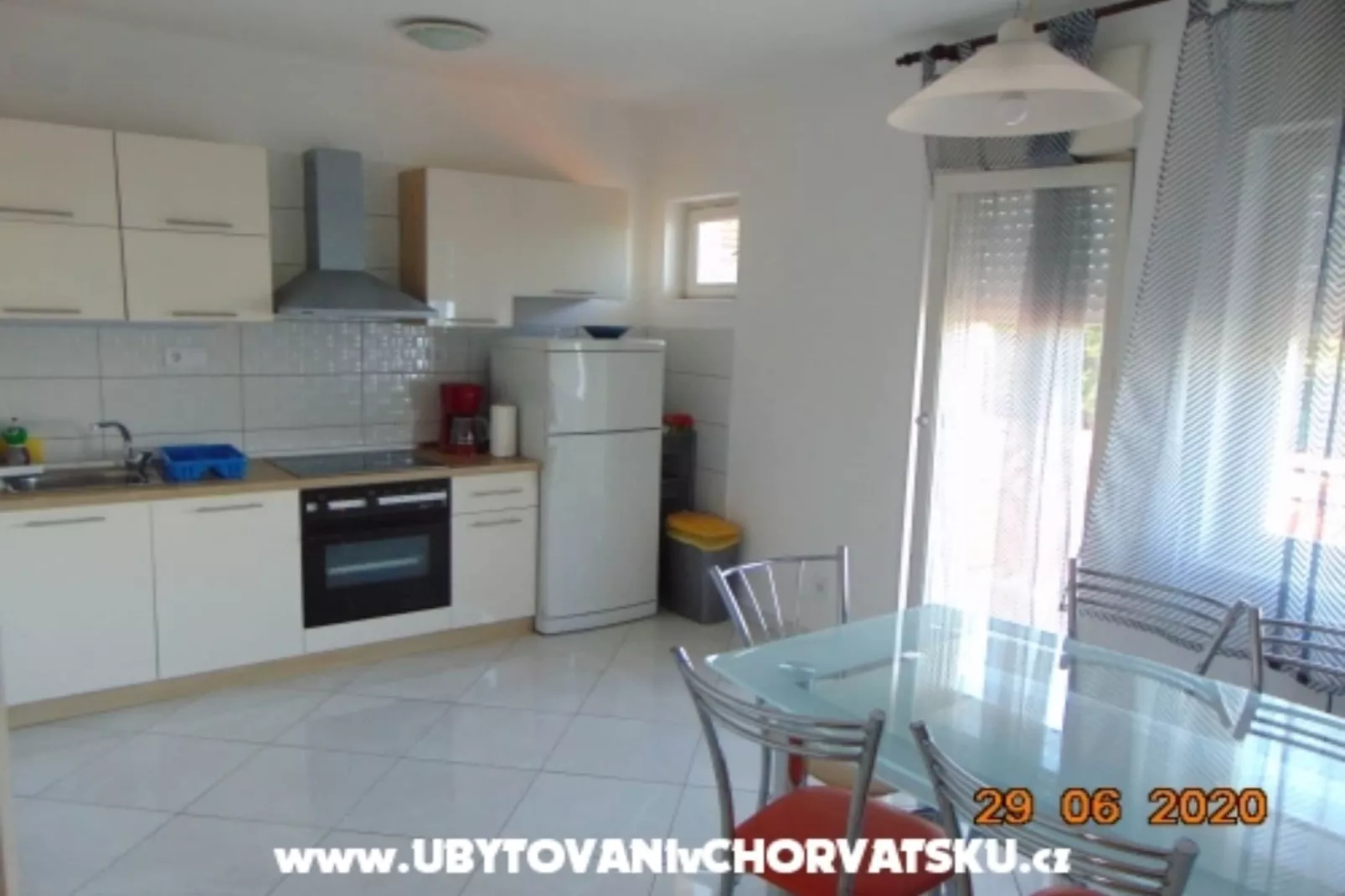 Three-Bedroom Apartment-Buitenlucht