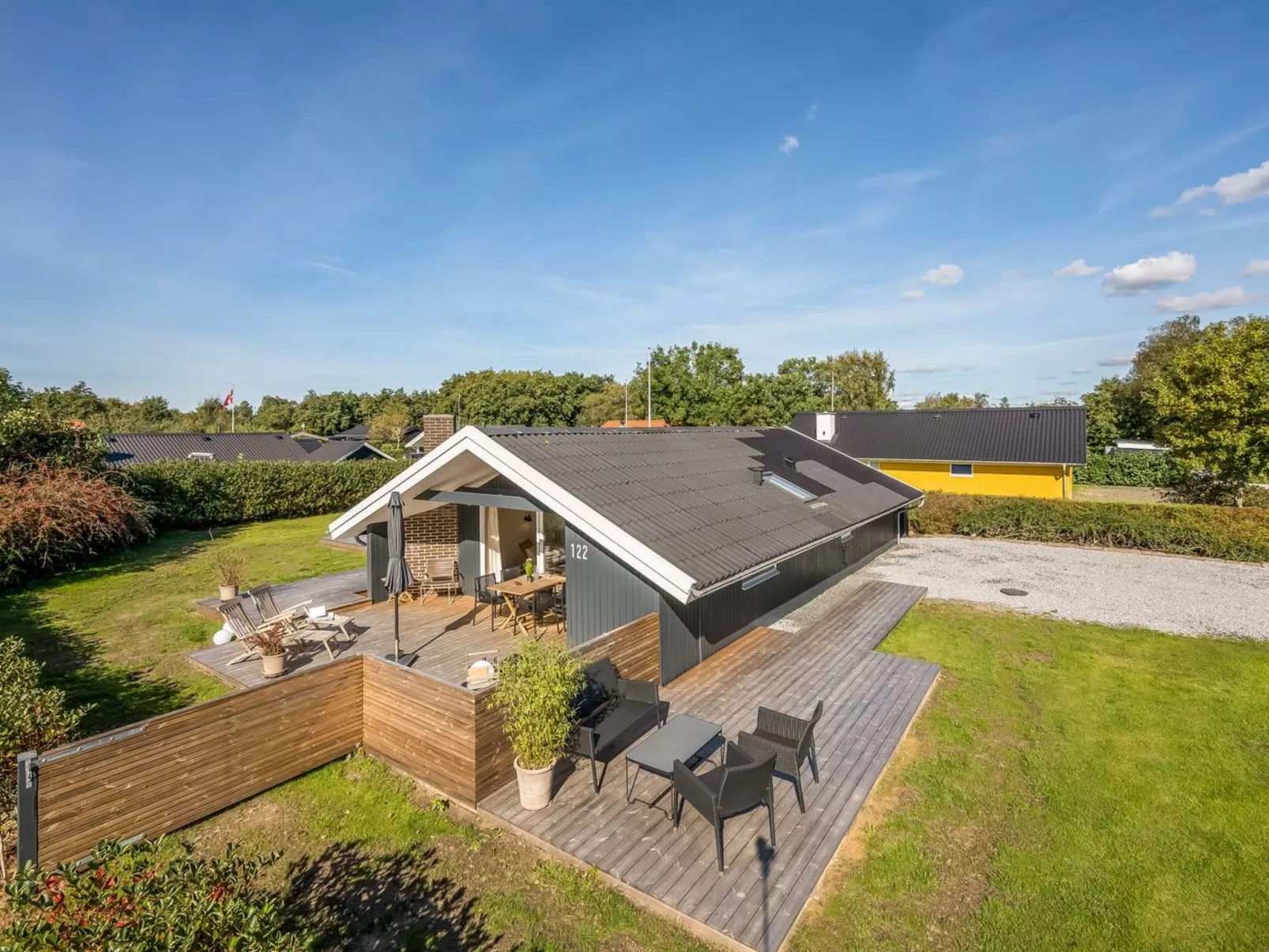 "Thamina" - 200m to the fjord-Buiten