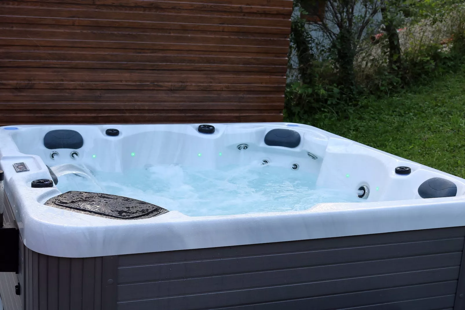 Tradicionalna Zagorska drvena kuća Stara murva  - Three Bedroom Holiday Home  with Patio-Spa