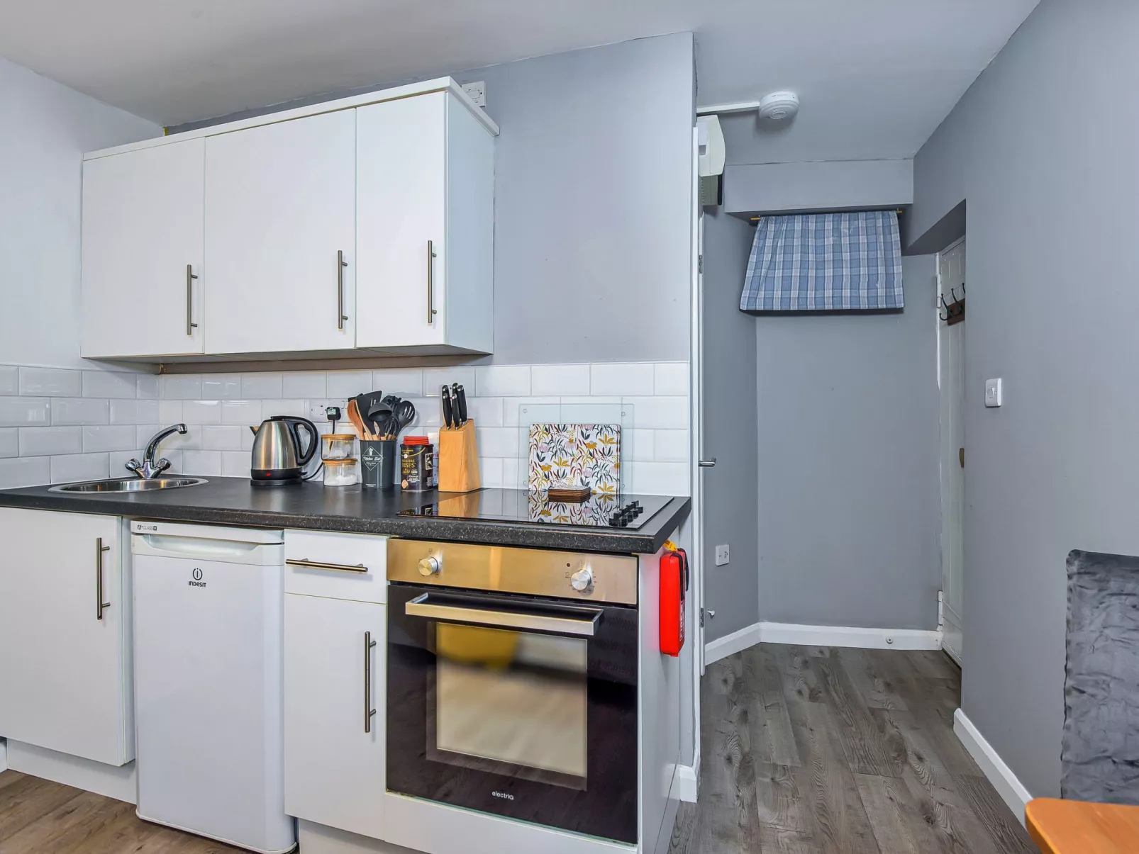 Ukulele Studio-Binnen