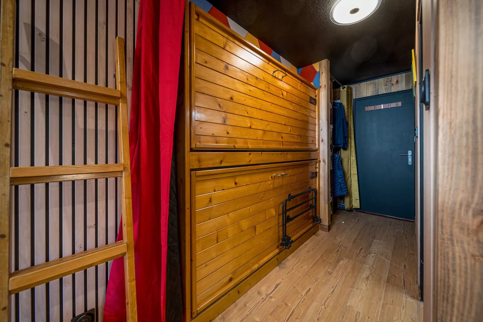 Les Etoiles N°21 - ST4-Overloop