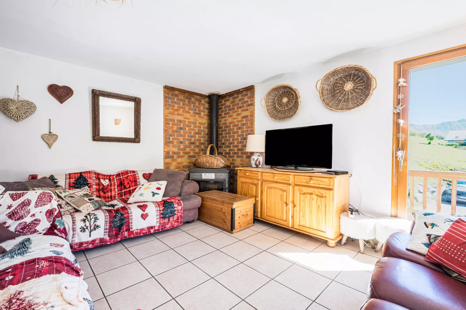 Les Perdrix Blanches - 5P14-Woonkamer