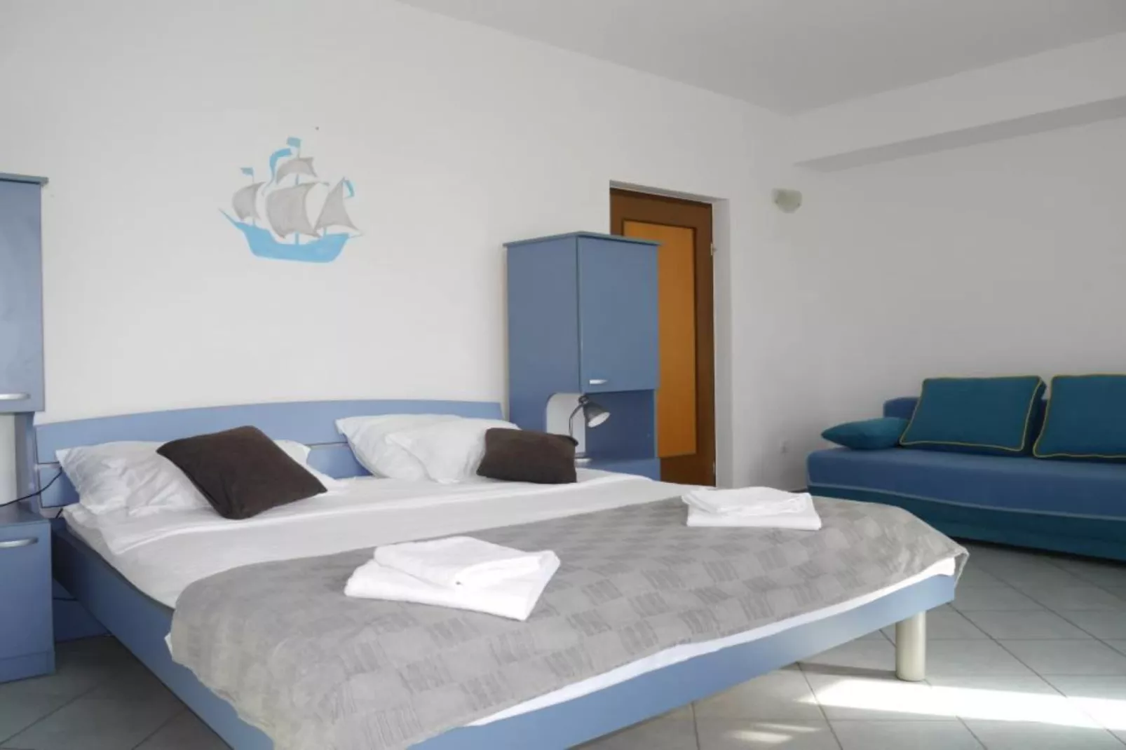 Dugi Rat Seaside Apartments - Studio Apartment 2-Slaapkamer