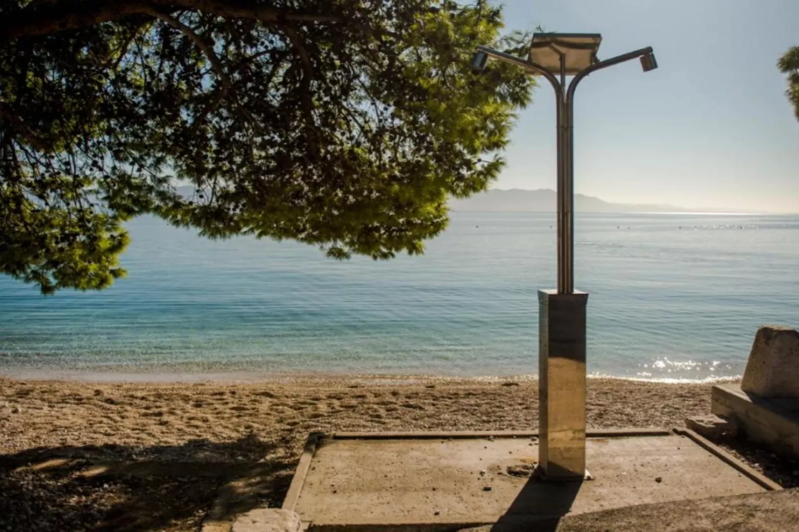 One Bedroom Apartment with sea wiev 3-Buitenlucht