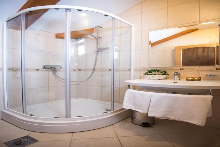 Apartments Zavala- Apartment 1-Badkamer