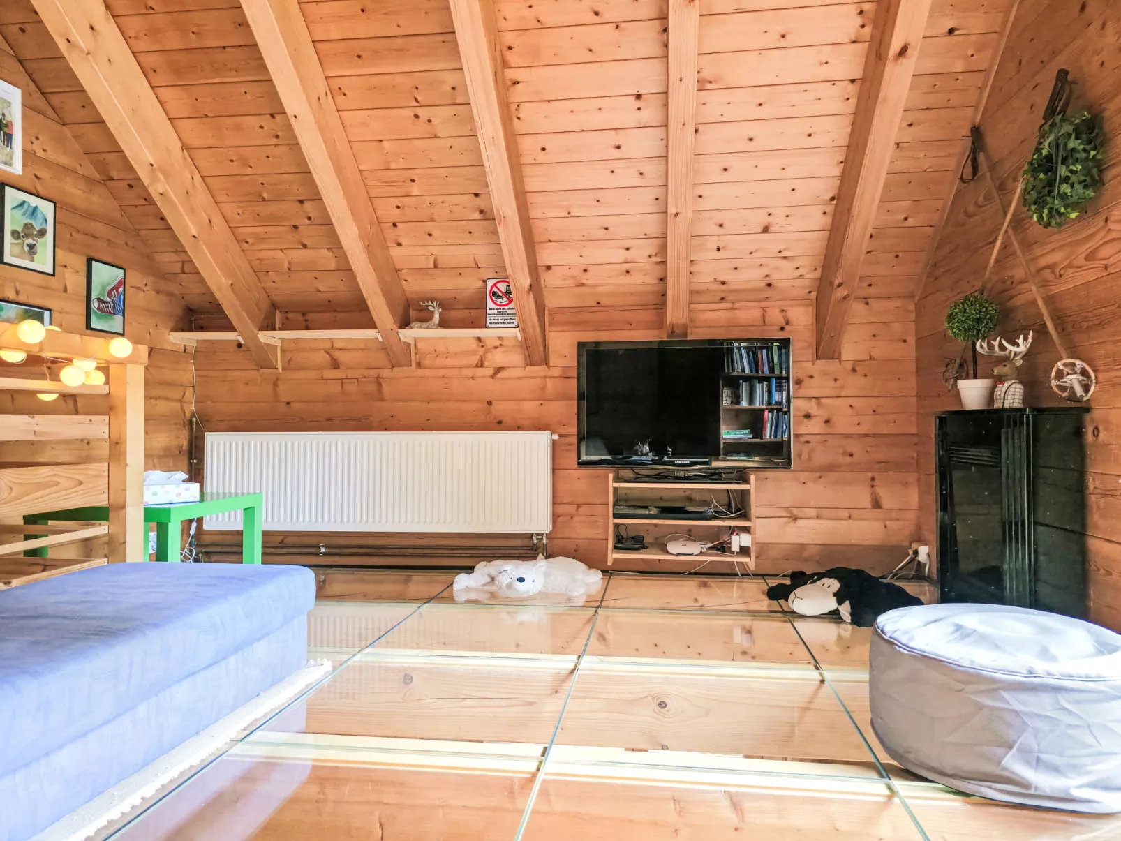 Zirbenwaldhütt´n-Binnen